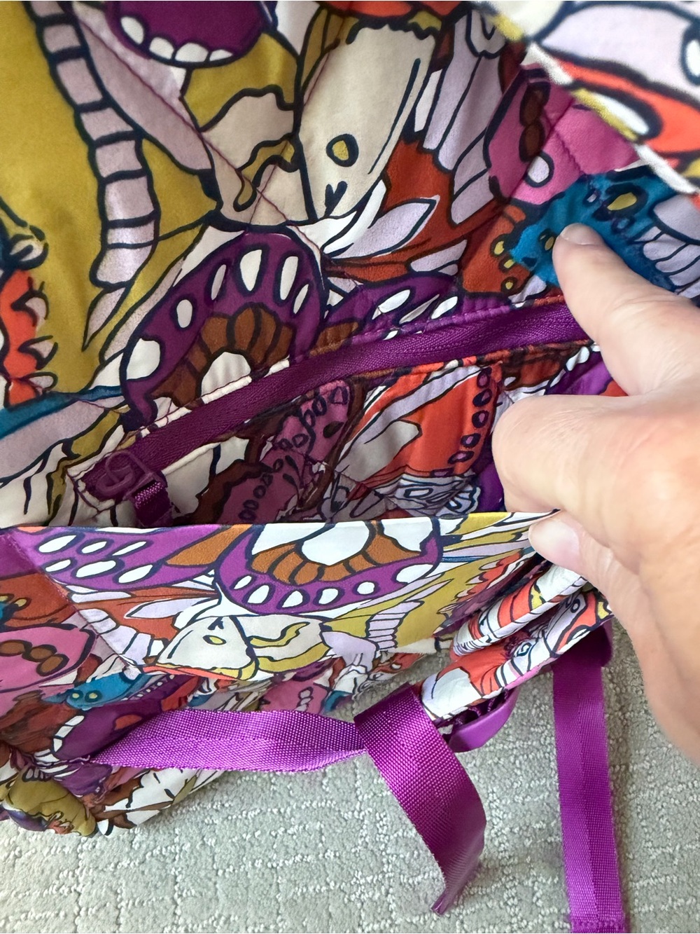 Vera Bradley set - Westover Hybrid Backpack & Portnoy Belt Bag - Flutter print - Picture 10 of 16